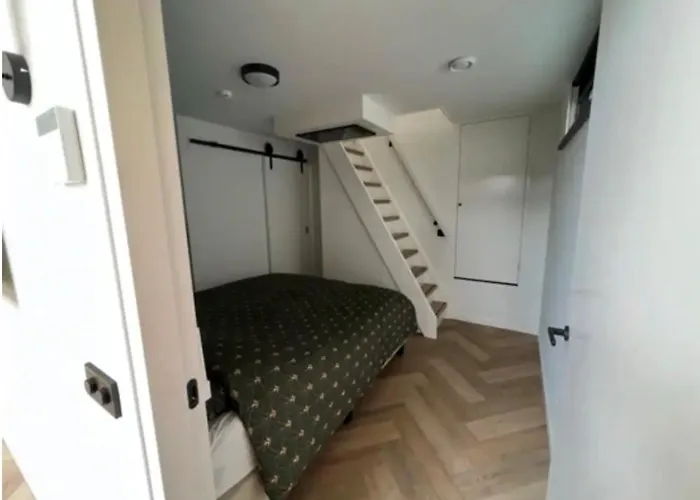 Cozy & Modern Tiny House