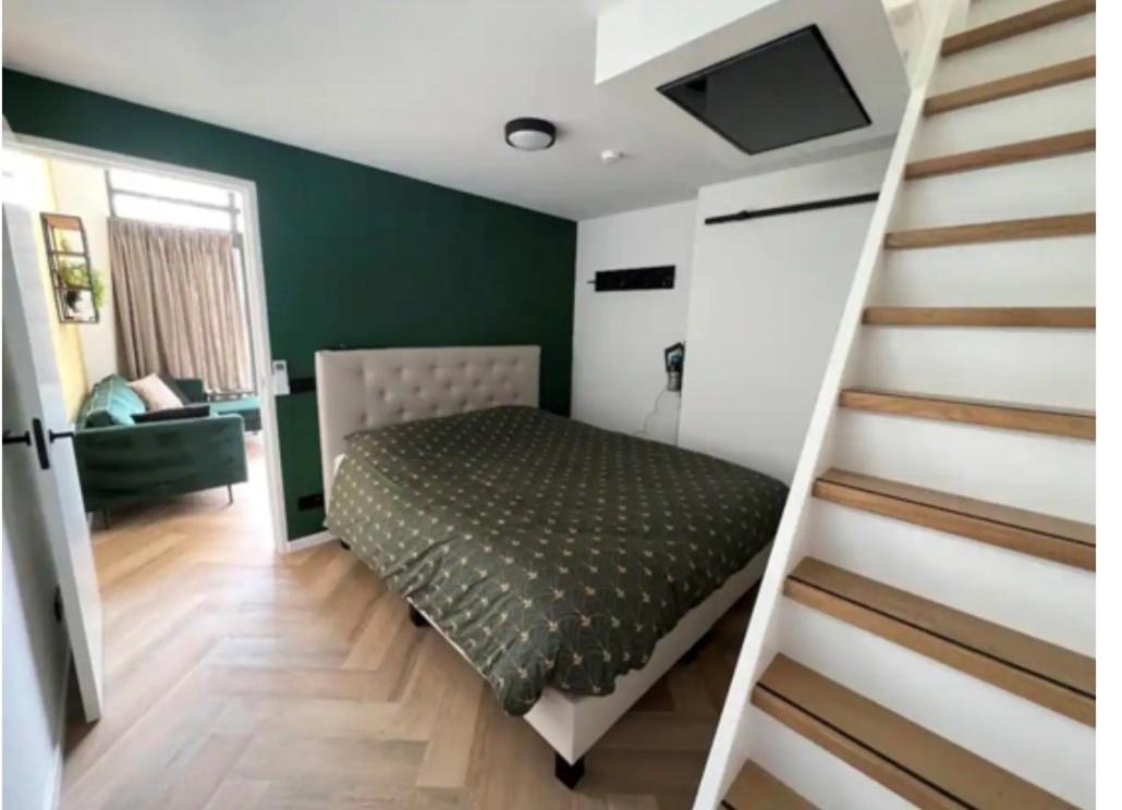 Cozy & Modern Tiny House Velserbroek